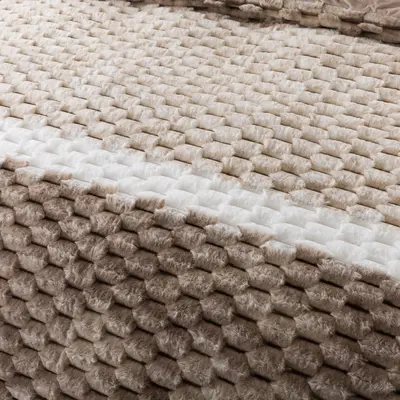 סט מצעים למיטה וחצי קטיפה 120/200 דגם קורל מוקה