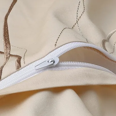 סט מצעים זוגי רחב 180/200 דגם יוניק מוקה